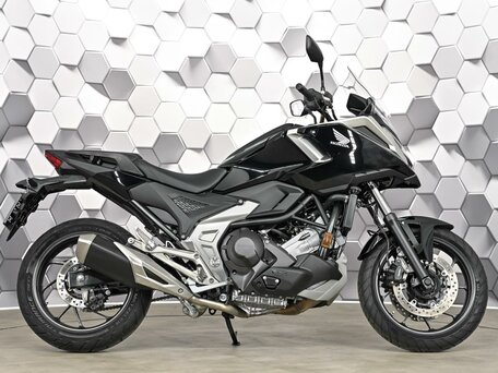 2025 Honda NC 750X, чёрный, 1299000 рублей, вид 3
