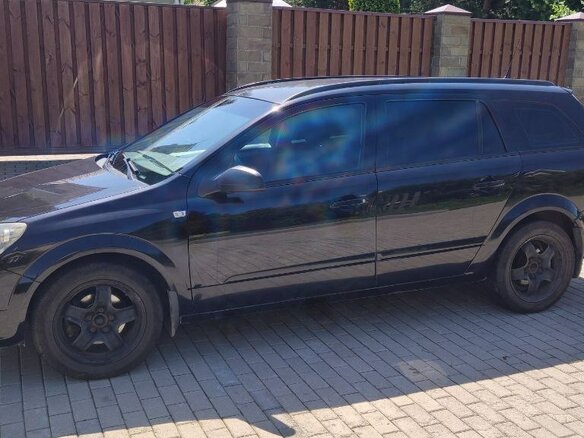 2006 Opel Astra H Рестайлинг, чёрный, 400000 рублей - вид 5
