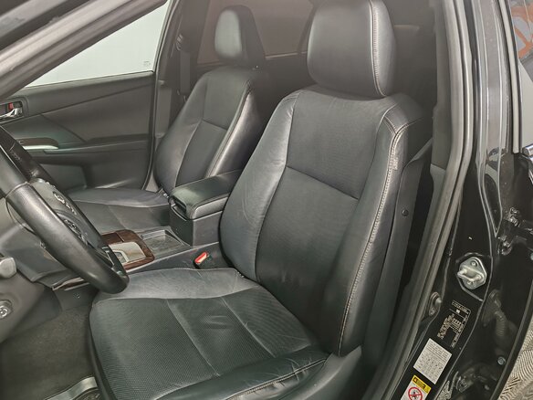 2017 Toyota Camry VII (XV50) Рестайлинг, чёрный, 1849000 рублей - вид 9