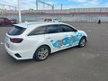 2021 Kia Ceed III Рестайлинг, белый, 1550000 рублей - вид 1