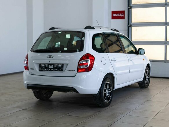 2014 Lada (ВАЗ) Kalina II, белый, 400000 рублей - вид 5