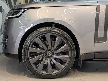 2024 Land Rover Range Rover P530 MHEV V, серый, 20500000 рублей, вид 5