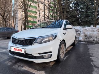 2017 Kia Rio III Рестайлинг, белый, 495000 рублей, вид 2