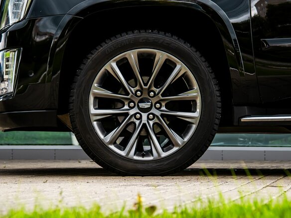 2019 Cadillac Escalade ESV IV, чёрный, 4600000 рублей - вид 8