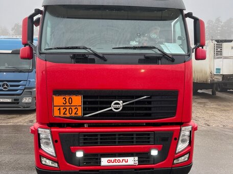 2010 Volvo FH, красный, 2750000 рублей, вид 3