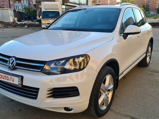 2013 Volkswagen Touareg II, белый, 2700000 рублей, вид 5