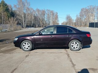 2005 Hyundai Sonata V (NF), пурпурный, 720000 рублей, вид 4