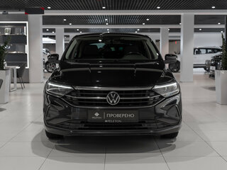 2021 Volkswagen Polo VI, чёрный, 1300000 рублей, вид 3