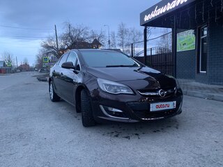 2013 Opel Astra J Рестайлинг, коричневый, 800000 рублей, вид 4