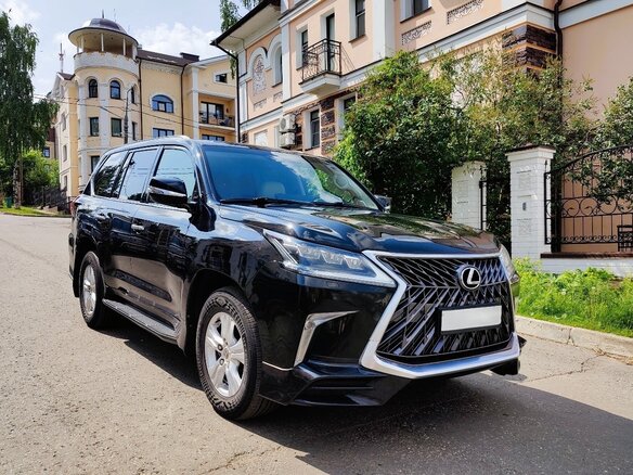 2015 Lexus LX 450d III Рестайлинг 2, чёрный, 5500000 рублей