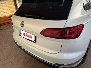2021 Volkswagen Touareg III, белый, 5800000 рублей, вид 5