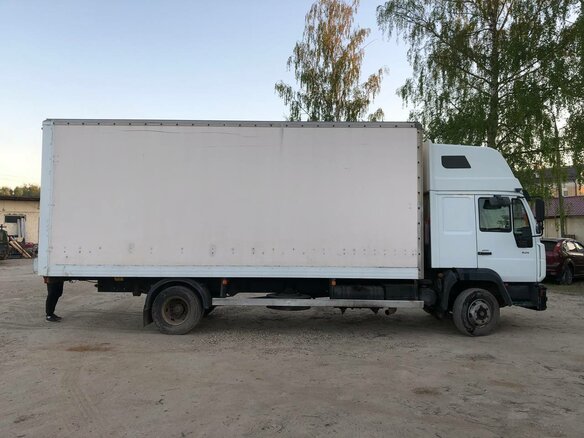 2003 MAN 8, белый, 1850000 рублей - вид 1