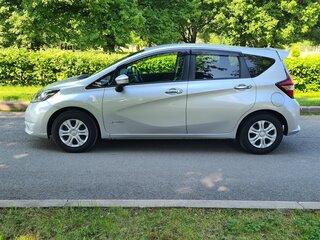 2018 Nissan Note e-Power II Рестайлинг, серый, 1480000 рублей, вид 4