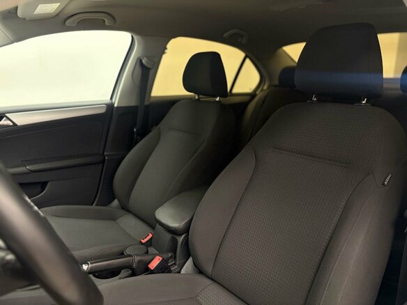 2018 Volkswagen Jetta VI Рестайлинг, белый, 1455000 рублей - вид 14