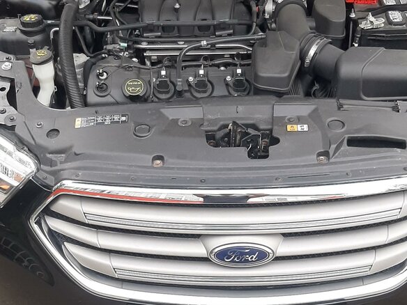2017 Ford Taurus VI Рестайлинг, чёрный, 2300000 рублей - вид 12