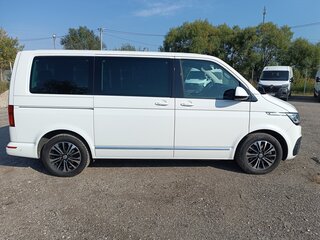 2022 Volkswagen Multivan T6 Рестайлинг, белый, 7990000 рублей, вид 5