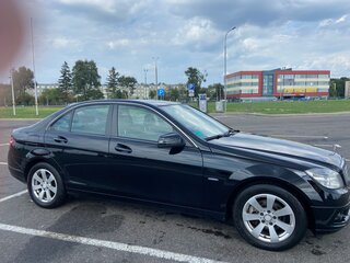 2010 Mercedes-Benz C-Класс 180 BlueEFFICIENCY III (W204), чёрный, 1100000 рублей, вид 3