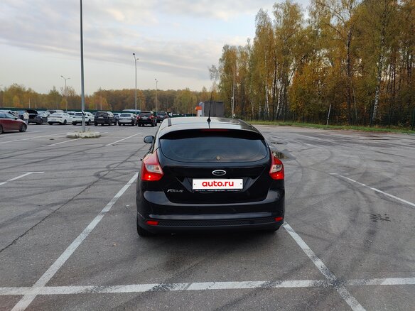 2011 Ford Focus III, чёрный, 600000 рублей - вид 5