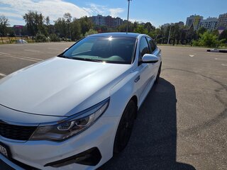 2020 Kia Optima IV Рестайлинг, белый, 2250000 рублей, вид 2