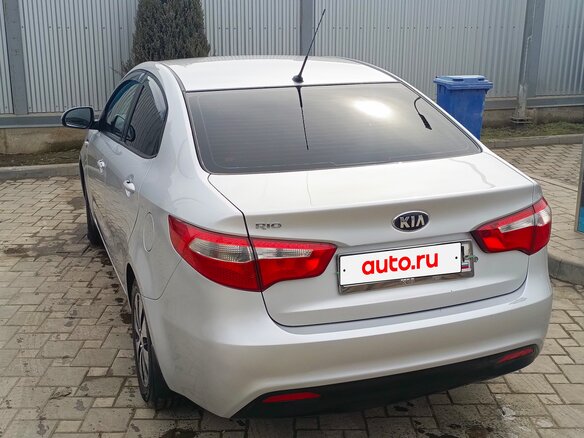 2014 Kia Rio III, серебристый, 870000 рублей - вид 5