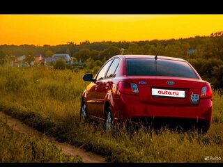 2010 Kia Rio II Рестайлинг, красный, 600000 рублей, вид 1