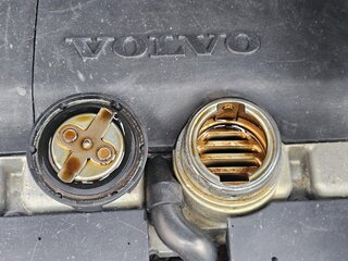 2014 Volvo XC90 I Рестайлинг, чёрный, 1800000 рублей, вид 4