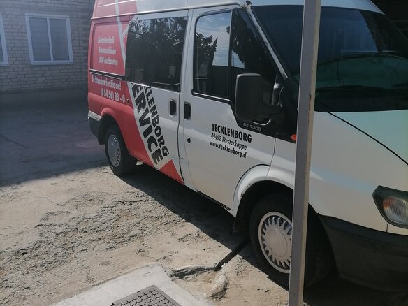 2003 Ford Transit, белый, 600000 рублей - вид 2