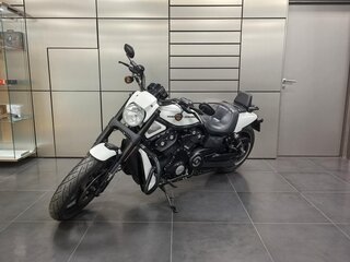2016 Harley-Davidson V-Rod, белый, 1680000 рублей, вид 3