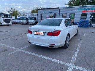 2011 BMW 7 серии Long 750Li V (F01/F02/F04), белый, 1470000 рублей, вид 2