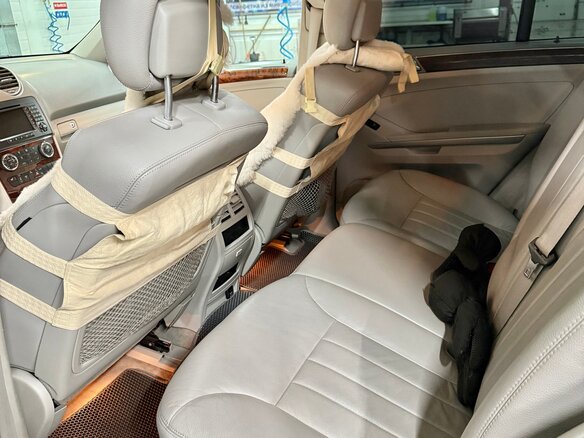 2008 Mercedes-Benz M-Класс 350 II (W164) Рестайлинг, серебристый, 1300000 рублей - вид 11
