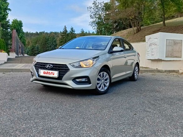 2019 Hyundai Solaris II, бежевый, 1999900 рублей
