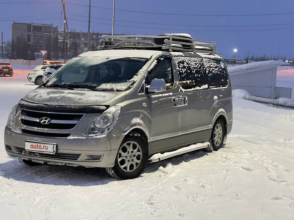 2011 Hyundai H-1 II, серебристый