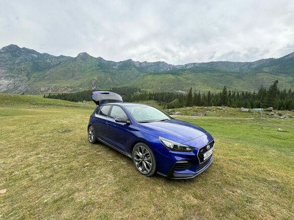2019 Hyundai i30 N Line III Рестайлинг, синий, 1800000 рублей - вид 1