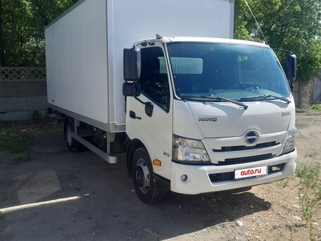 2023 Hino Series 300 (Dutro), белый, 8950000 рублей, вид 2