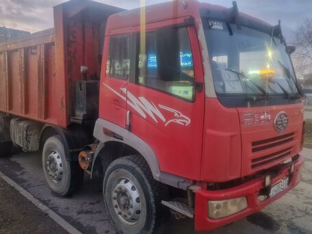 2008 FAW J6 CA3250, красный, 1100000 рублей, вид 2