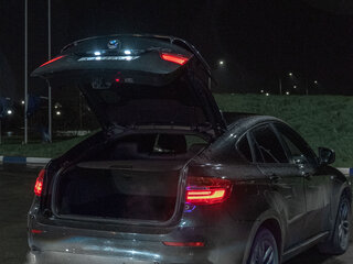 2010 BMW X6 50i 8-speed I (E71), чёрный, 2000000 рублей, вид 4