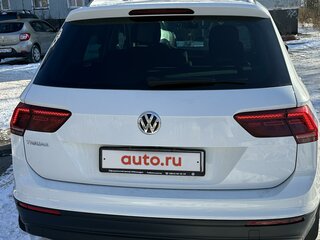 2018 Volkswagen Tiguan II, белый, 2500000 рублей, вид 3