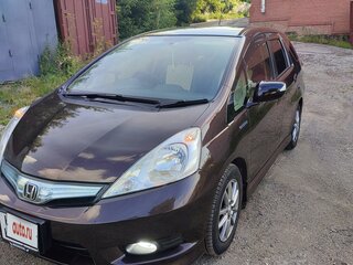 2013 Honda Fit Shuttle I Рестайлинг, красный, 900000 рублей, вид 1