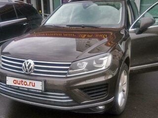 2015 Volkswagen Touareg II Рестайлинг, коричневый, 2940000 рублей, вид 1