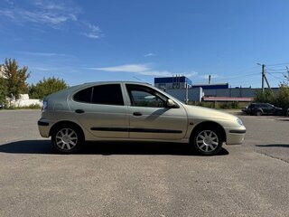 2002 Renault Megane I Рестайлинг, зелёный, 325000 рублей, вид 2