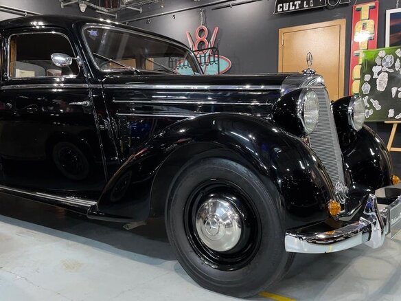 1951 Mercedes-Benz W136, чёрный
