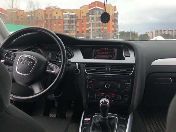 2010 Audi A4 IV (B8), серебристый, 1100000 рублей - вид 11