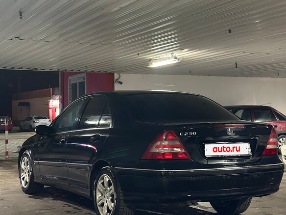 2005 Mercedes-Benz C-Класс 230 II (W203) Рестайлинг, чёрный, 270000 рублей - вид 8