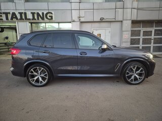 2019 BMW X5 M50d IV (G05/G18), серый, 7500000 рублей, вид 3