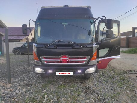 2004 Hino Series 500 (Ranger), чёрный, 2700000 рублей, вид 2