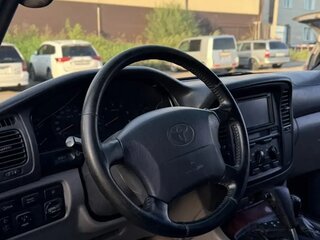 1999 Toyota Land Cruiser 100 Series, серебристый, 1750000 рублей, вид 4