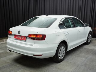 2017 Volkswagen Jetta VI Рестайлинг, белый, 1197000 рублей, вид 4