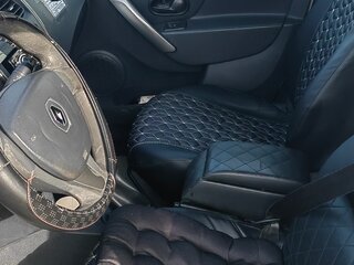2017 Renault Logan II, белый, 550000 рублей, вид 3