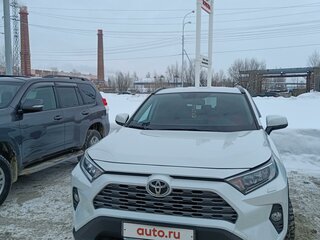 2021 Toyota RAV4 V (XA50), белый, 3550000 рублей, вид 4