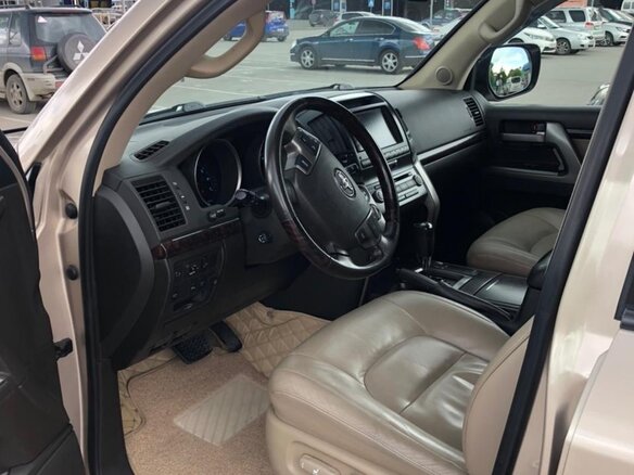 2007 Toyota Land Cruiser 200 Series, золотистый, 3400000 рублей - вид 11
